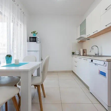アパート 1 Bedroom Lovely In *