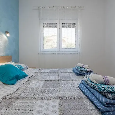 アパート 1 Bedroom Lovely In